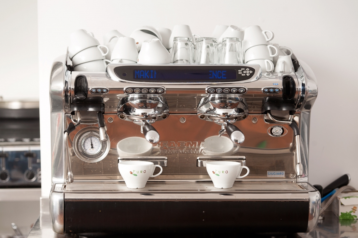 Cafe coffee machine